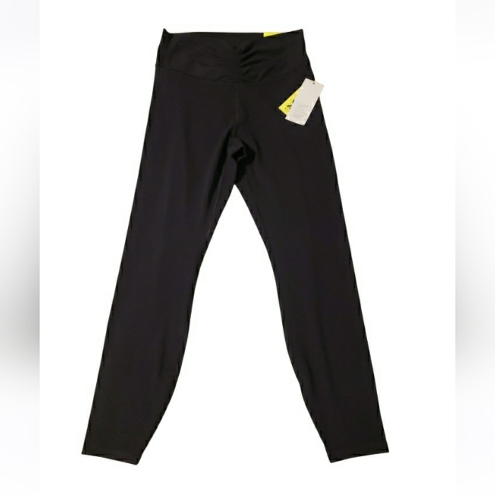 2- NWT All In Motion Everyday Soft High Rise 7/8 Leggings- M - Picture 4 of 6